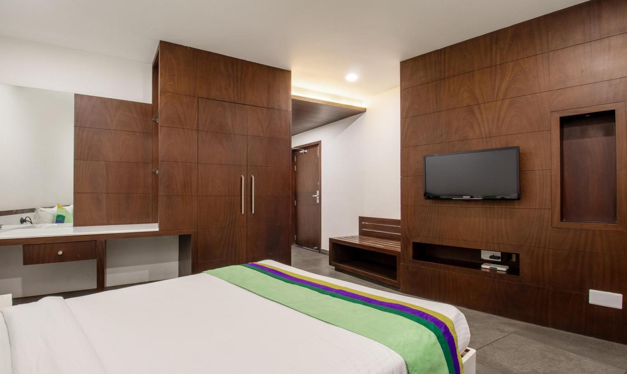Treebo Brahma, Wayanad Hotel สุลต่านบาเทรี ภายนอก รูปภาพ