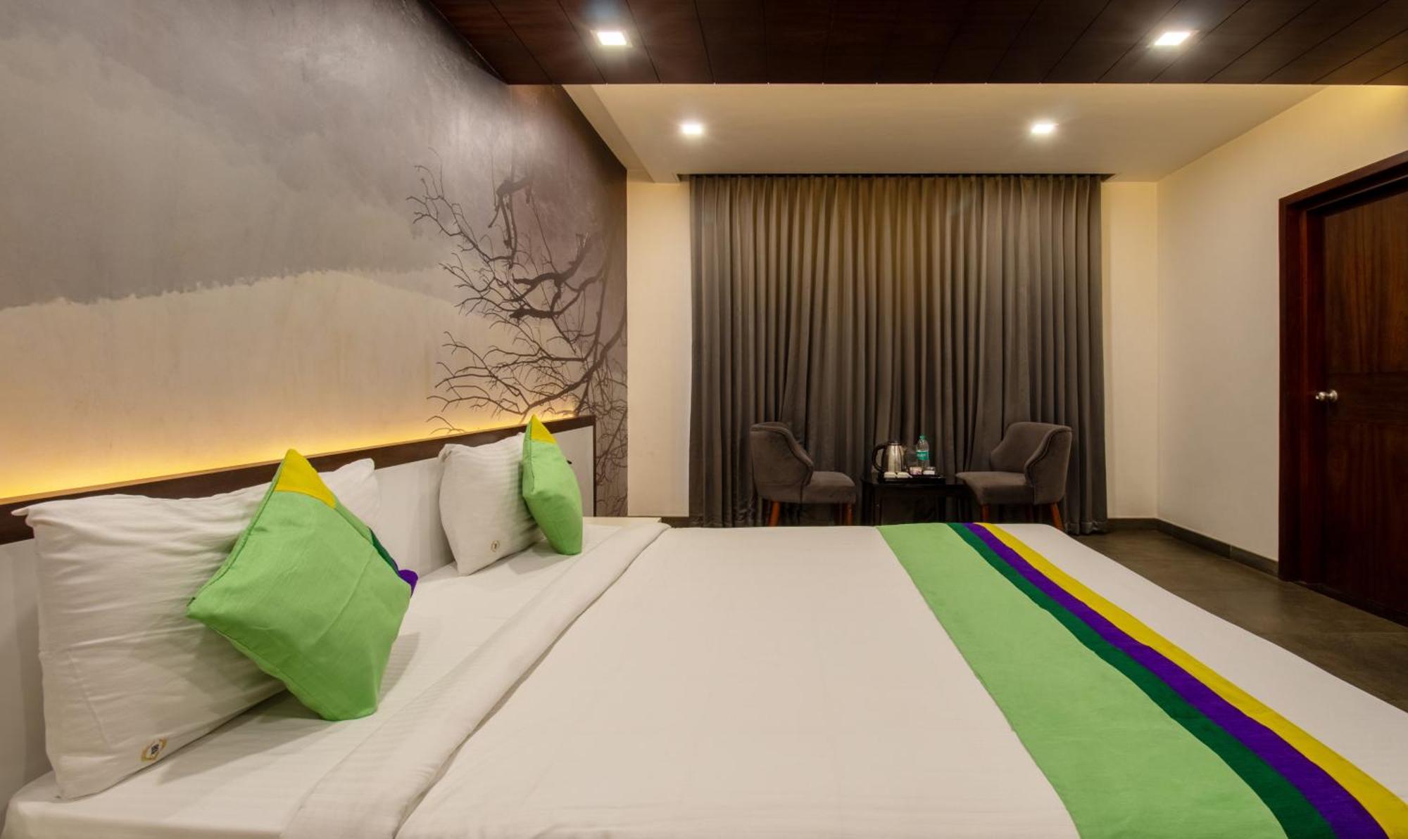Treebo Brahma, Wayanad Hotel สุลต่านบาเทรี ภายนอก รูปภาพ